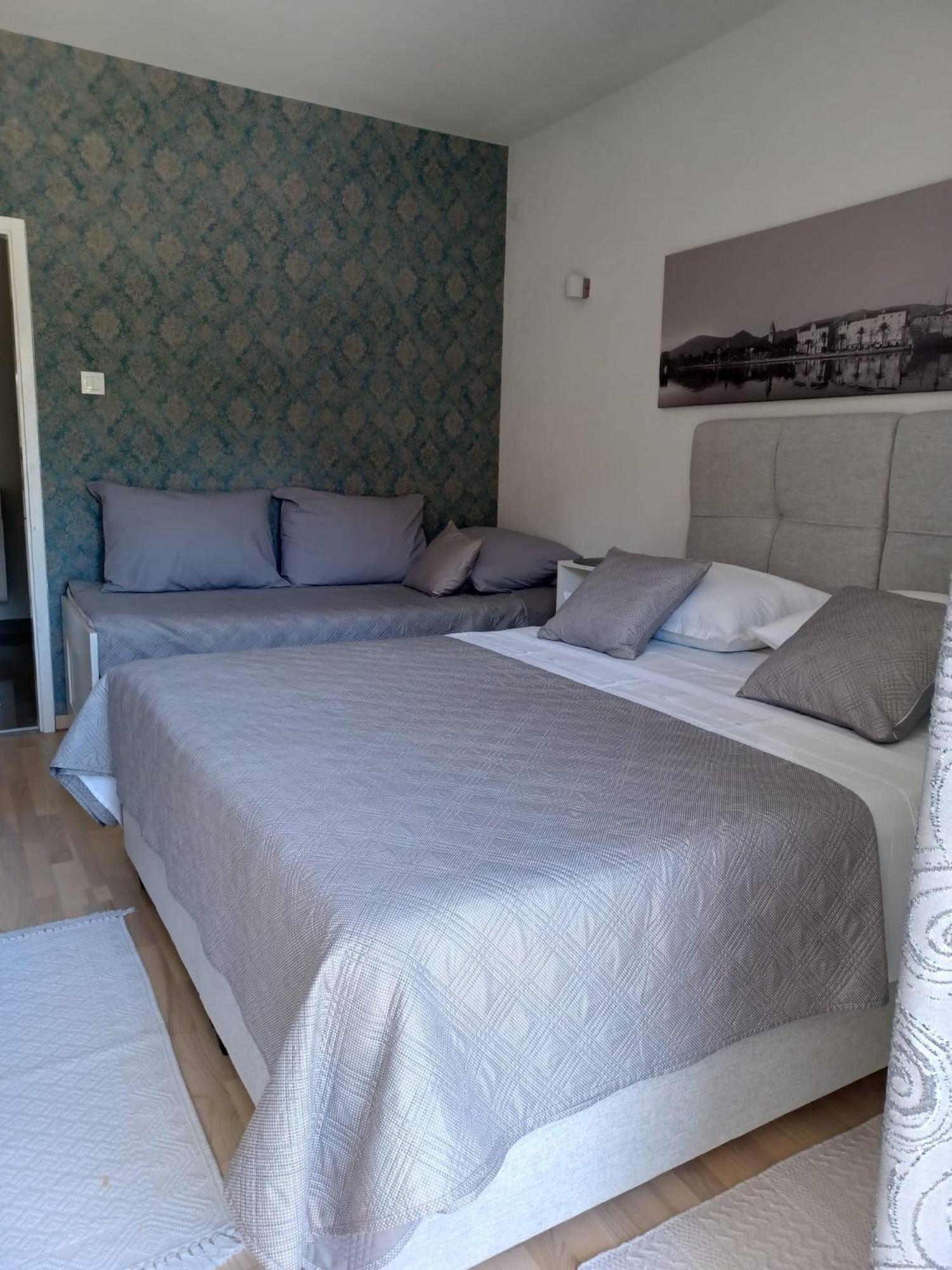 Studio Apartman Marija Трогір Екстер'єр фото